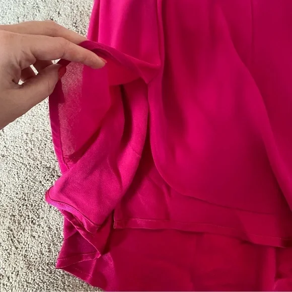 ASTR The Label Quinta Chain Halter Satin Dress Fuchsia M NWT - Picture 5 of 8